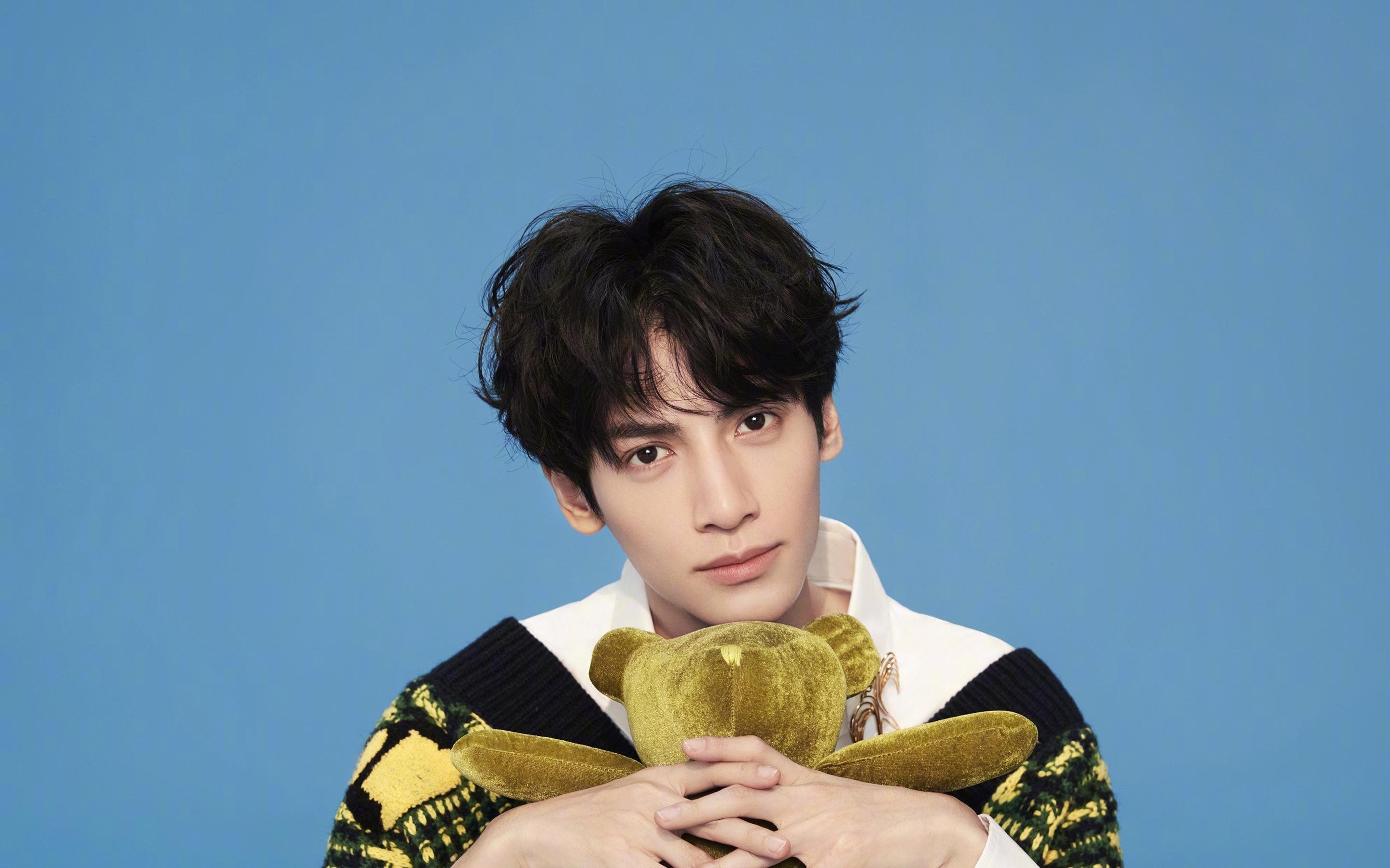 足球裁判体系独立性不足影响执法公信力，足球裁判的地位