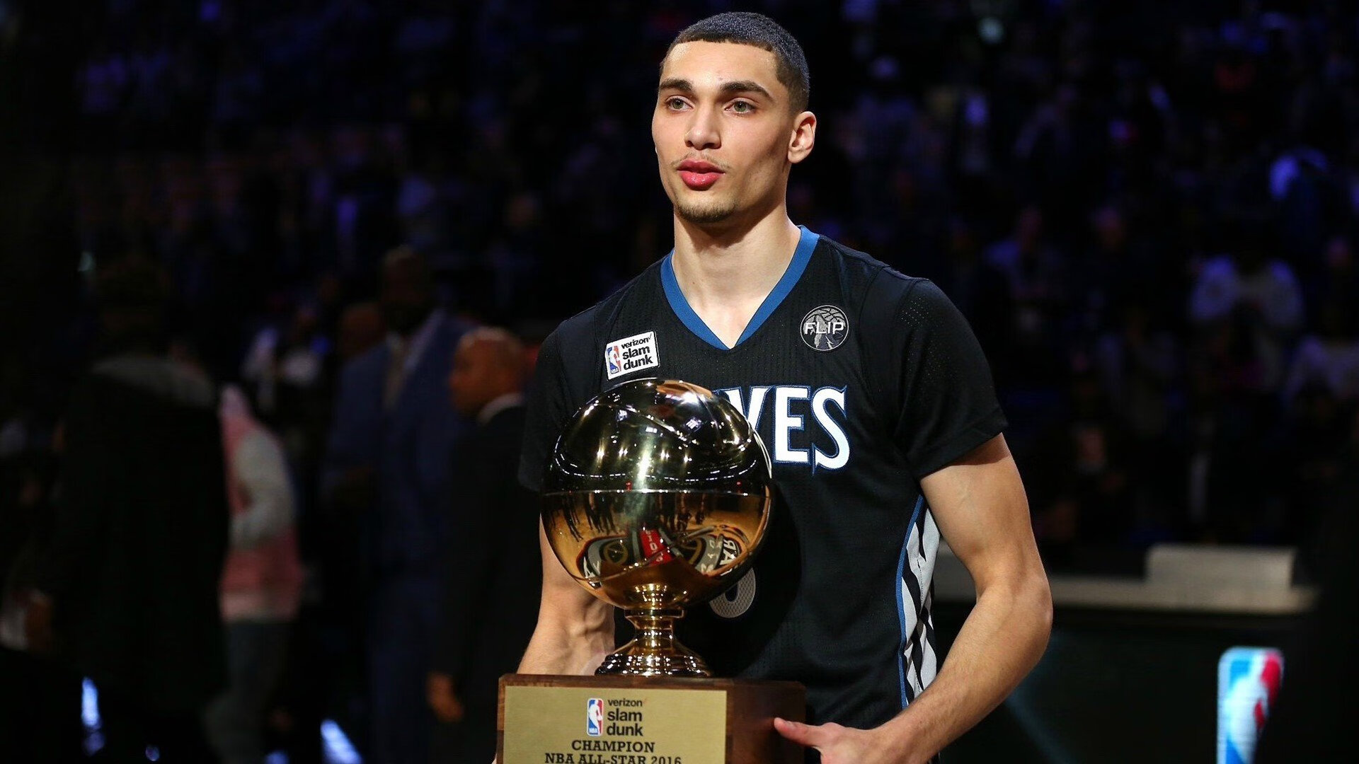 米兰双雄激烈争夺，意甲局势紧张